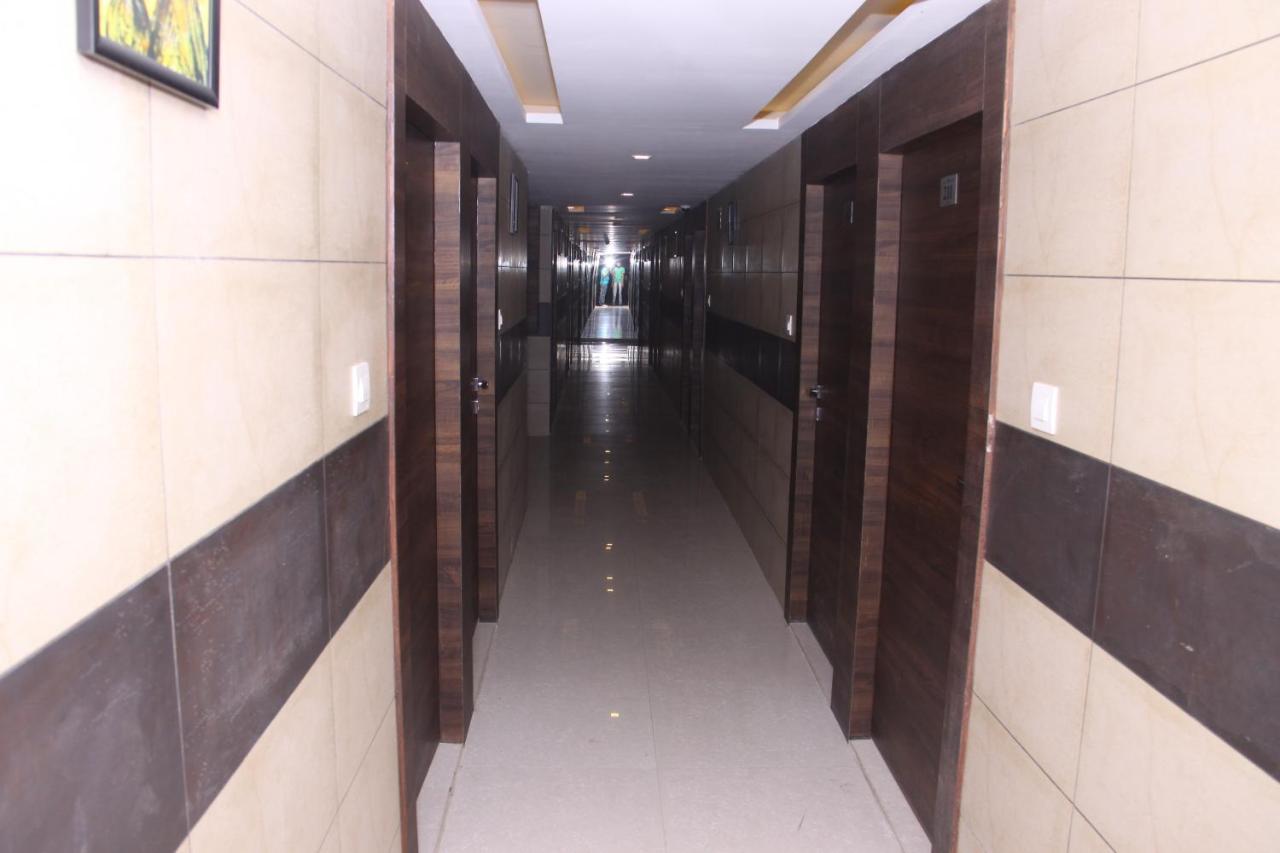 Hotel Royal Pride Ahmedabad Extérieur photo